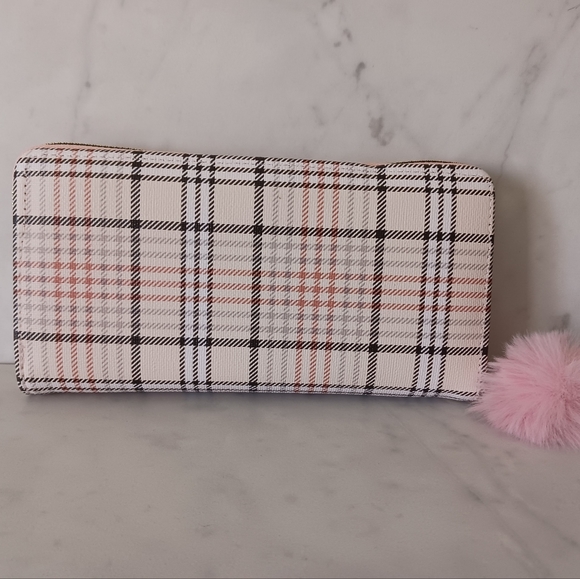 Boutique Plaid Design Wallet - Picture 2 of 7
